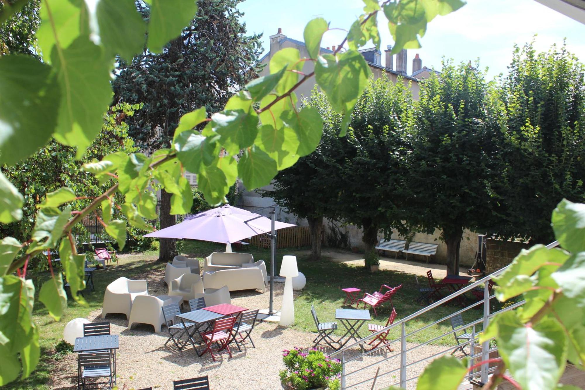 Logis Hotel De L'Europe Poitiers Kültér fotó