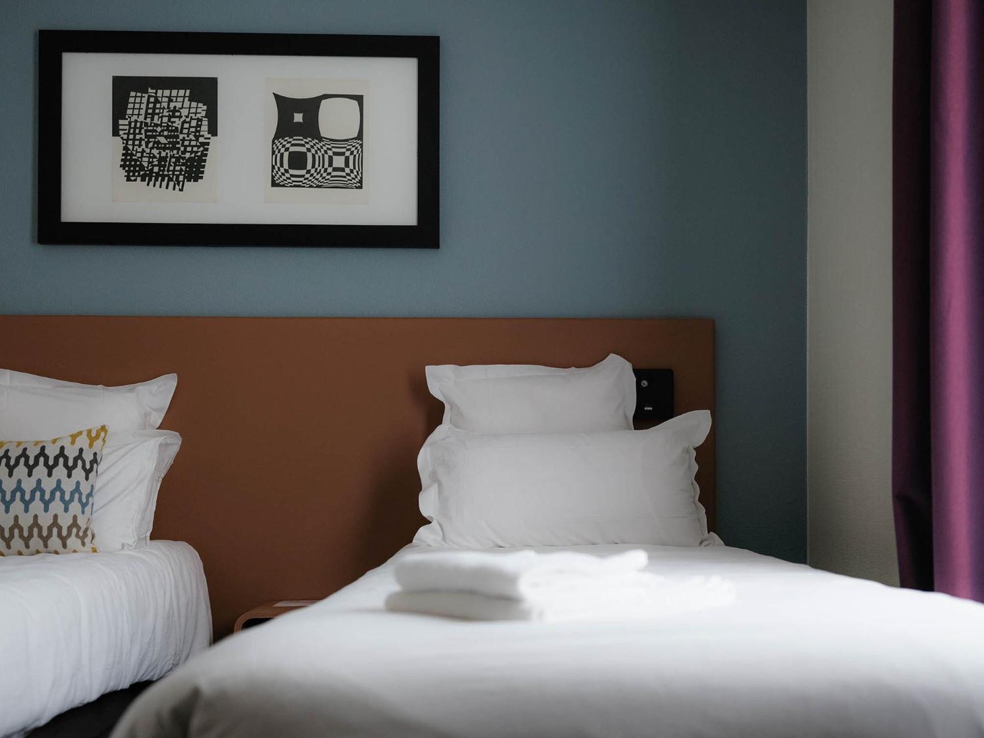 Logis Hotel De L'Europe Poitiers Szoba fotó