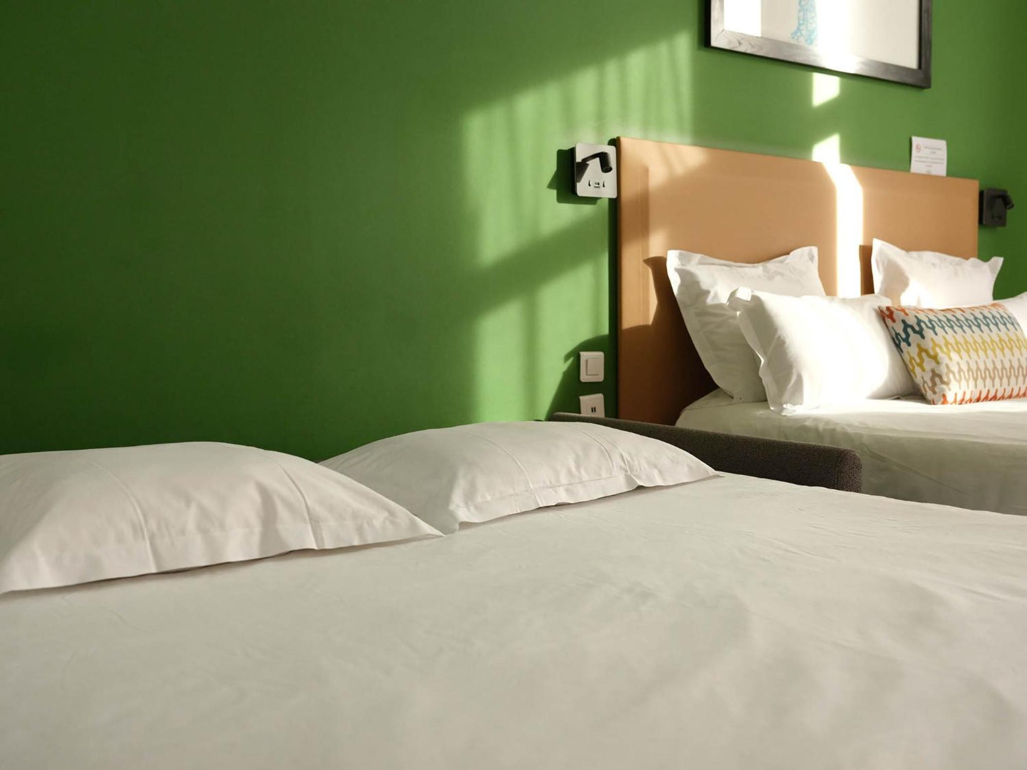 Logis Hotel De L'Europe Poitiers Kültér fotó