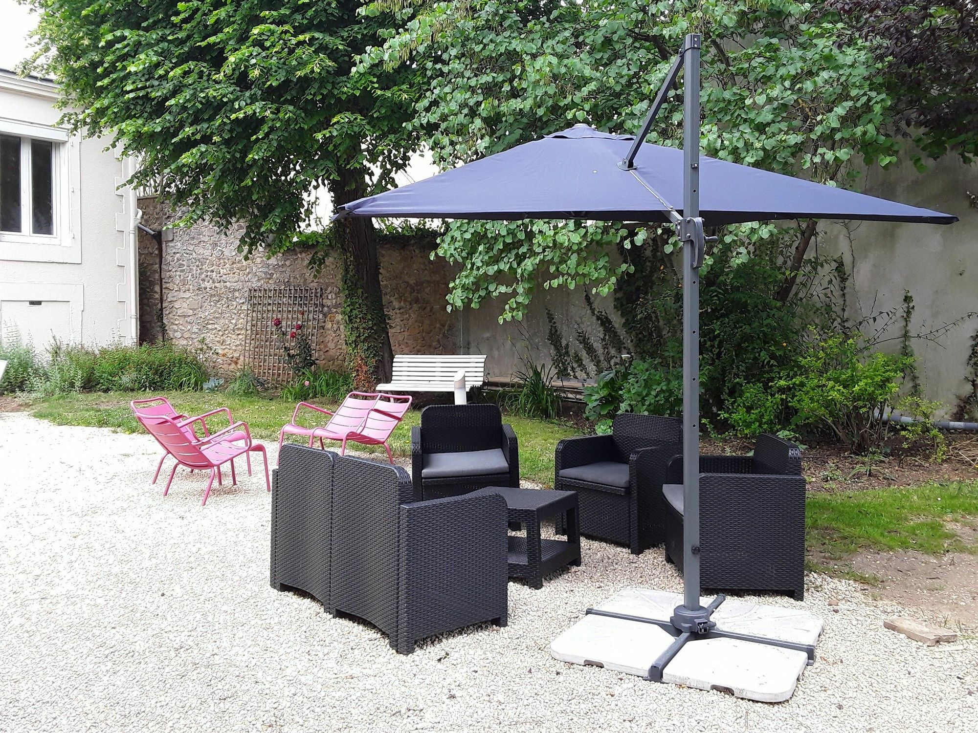 Logis Hotel De L'Europe Poitiers Kültér fotó